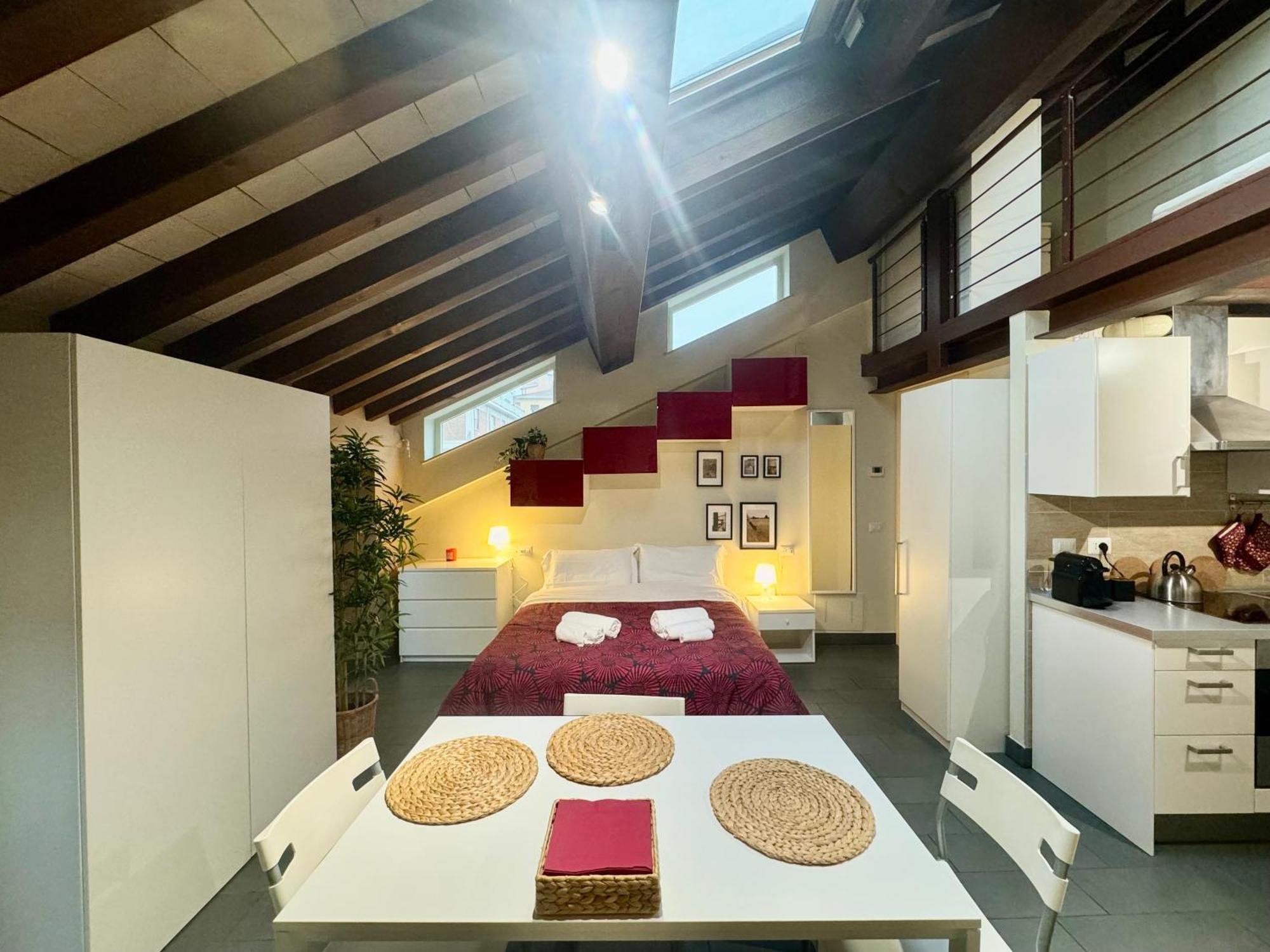 Niki O. Apartments Parma Quarto foto